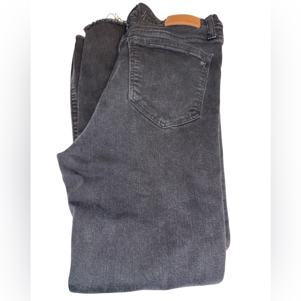 Madewell jeans skinny button fly distressed @ankles mid rise pockets size 27
